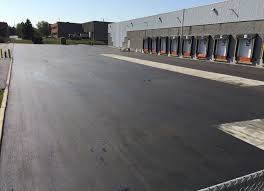 Best Asphalt Driveway Installation  in Edinburg, IL